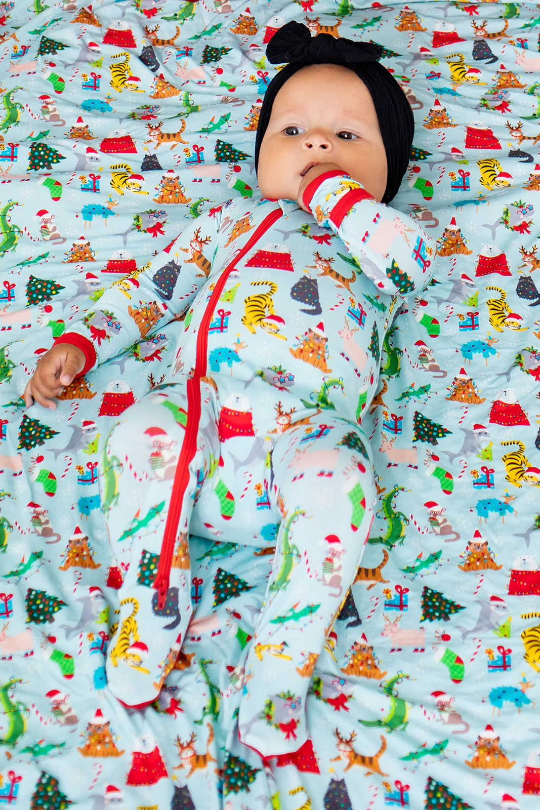 Crackling Christmas Footie - Image 4