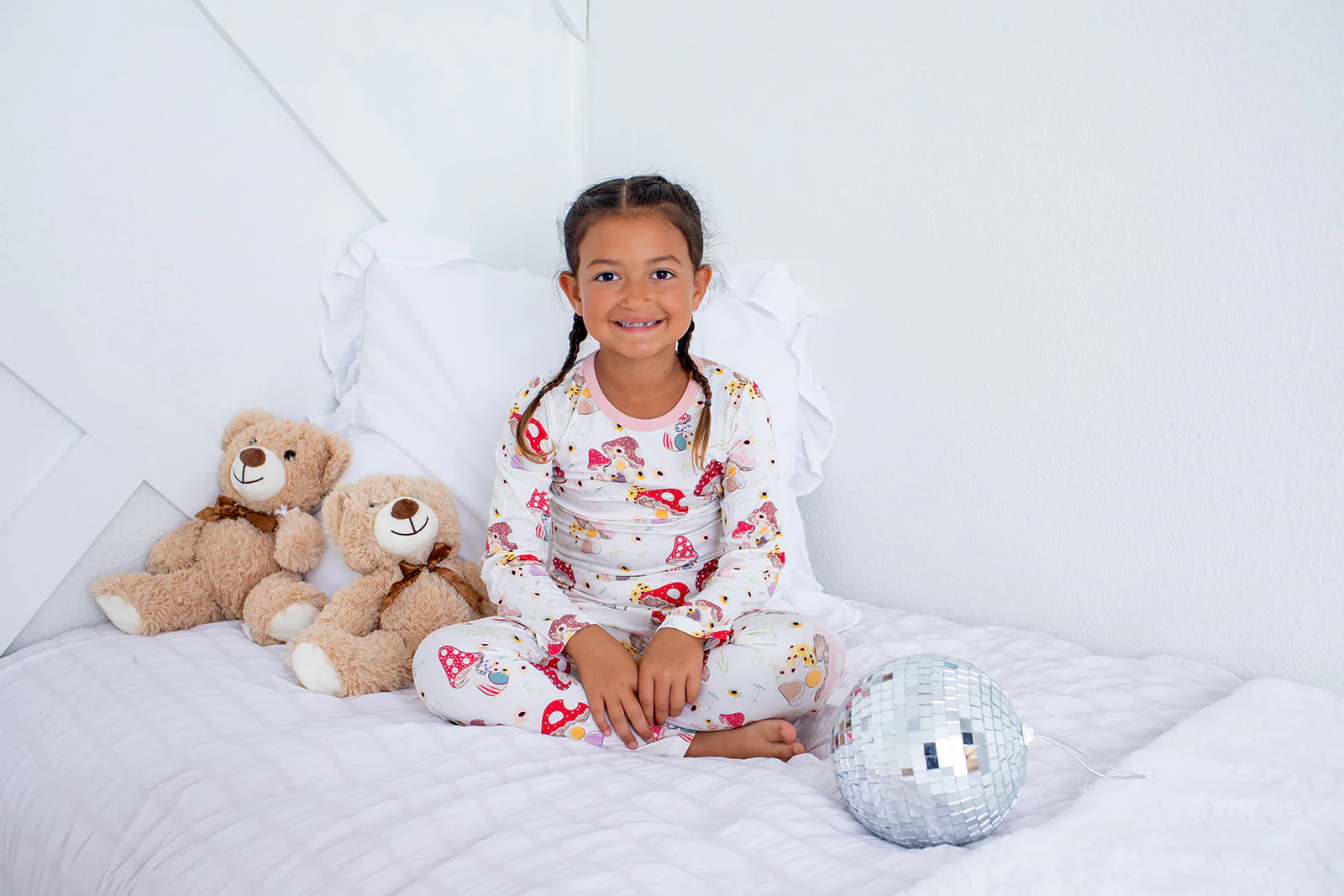Flora Shrooms Pajama - Image 4